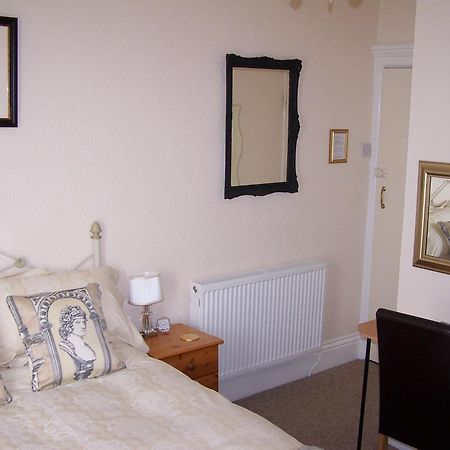 The Carmen Guesthouse (Adults Only) Llandudno Dış mekan fotoğraf